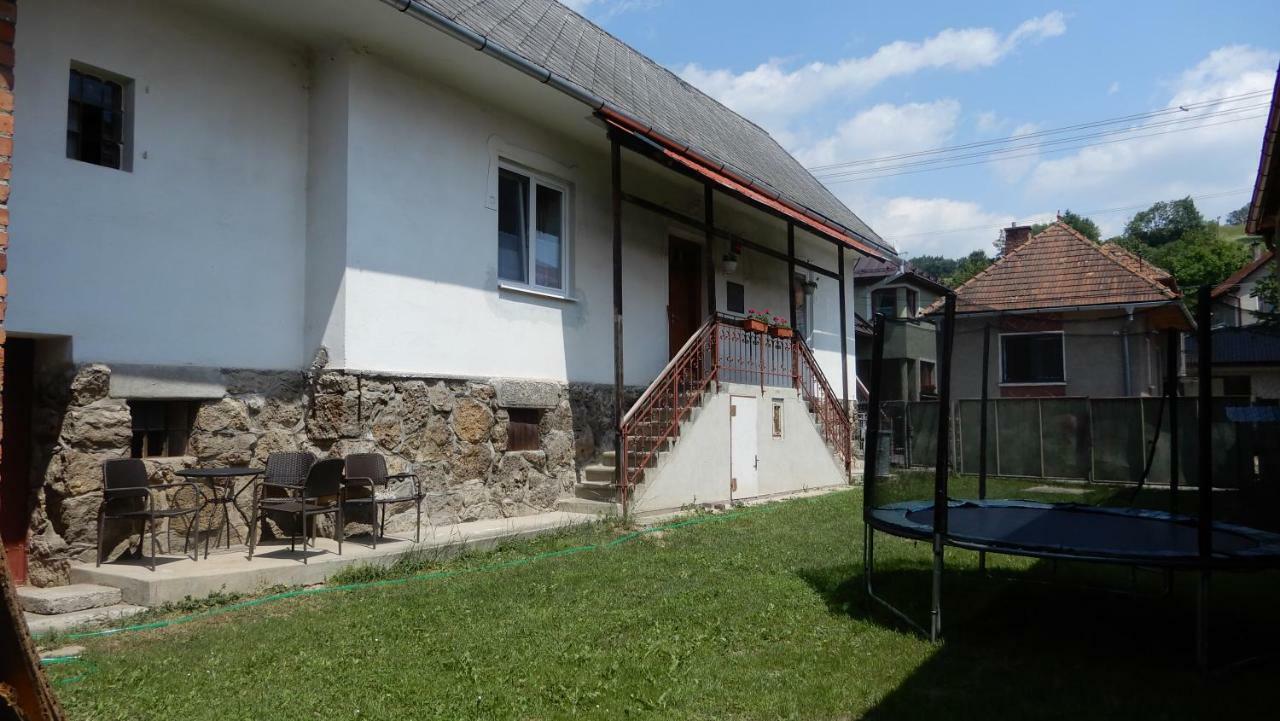 Chalupa U Benov Lúčky Buitenkant foto